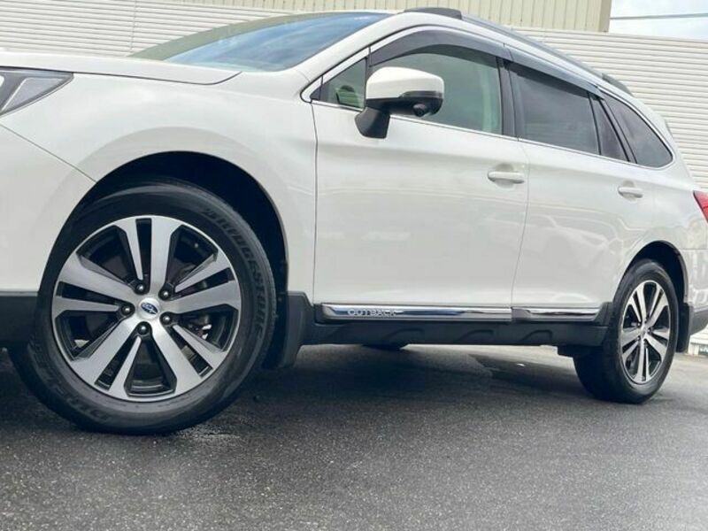 LEGACY OUTBACK