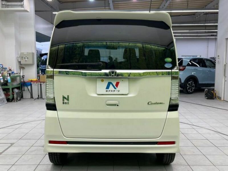 N BOX CUSTOM