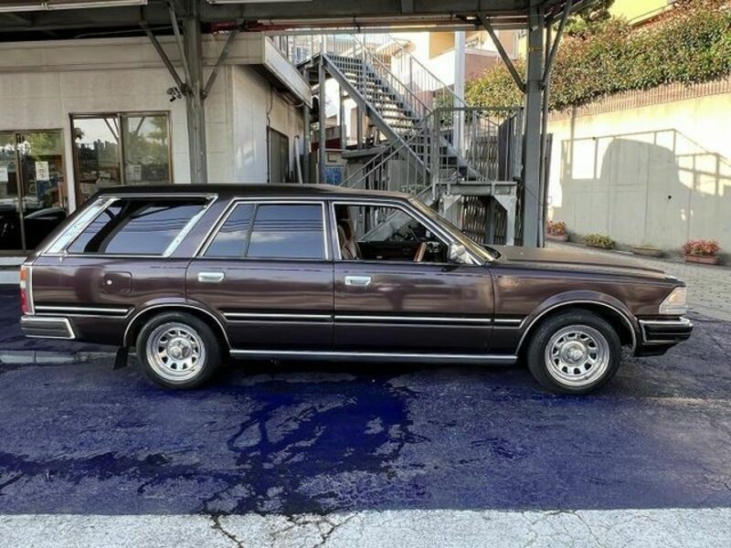 GLORIA WAGON