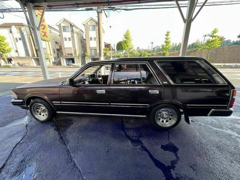 GLORIA WAGON