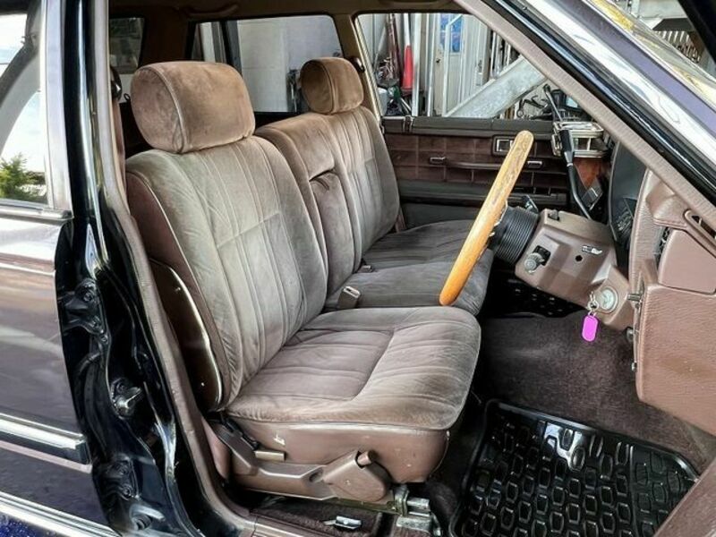 GLORIA WAGON