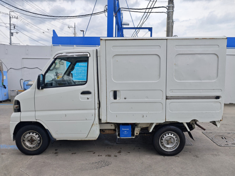 MINICAB TRUCK