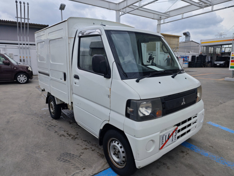 MINICAB TRUCK