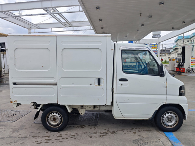 MITSUBISHI MINICAB TRUCK
