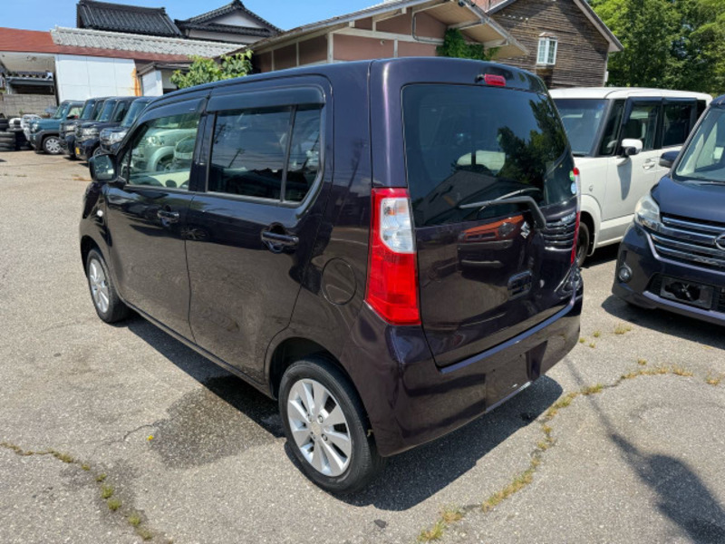 WAGON R
