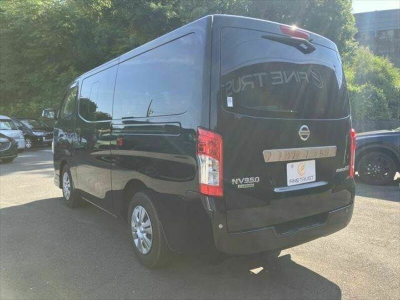 NV350 CARAVAN