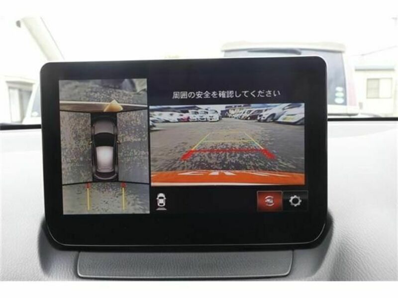 MAZDA2