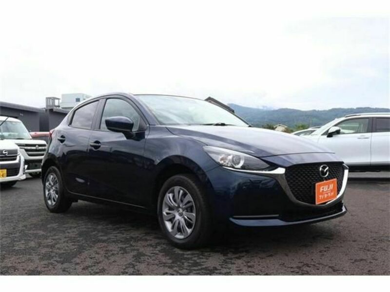 MAZDA2