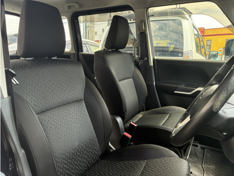 DELICA D2