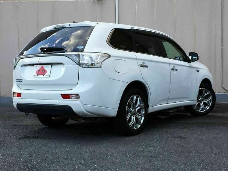 OUTLANDER PHEV