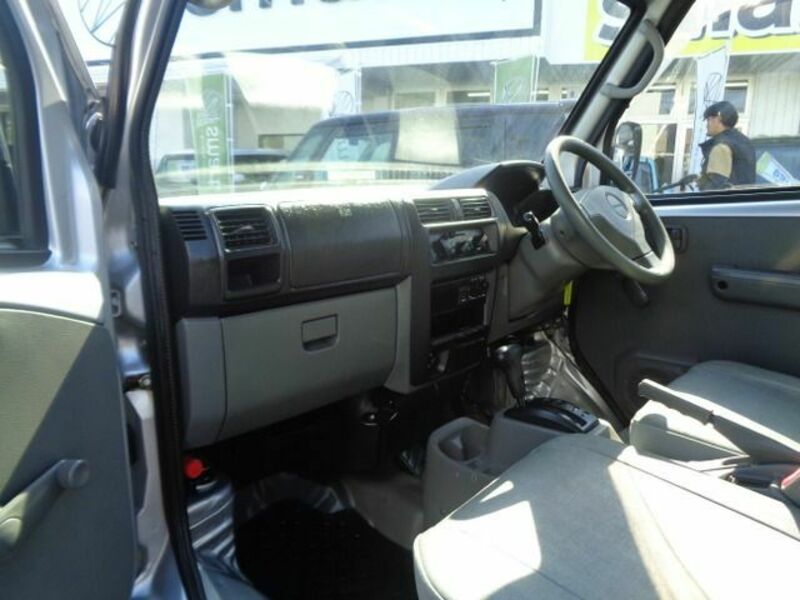CLIPPER VAN
