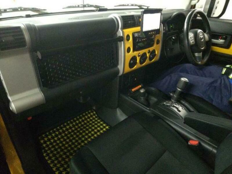 FJ CRUISER