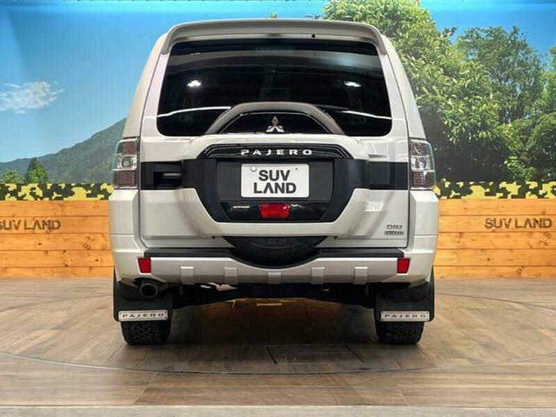 PAJERO