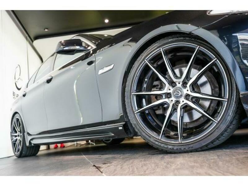 5 SERIES