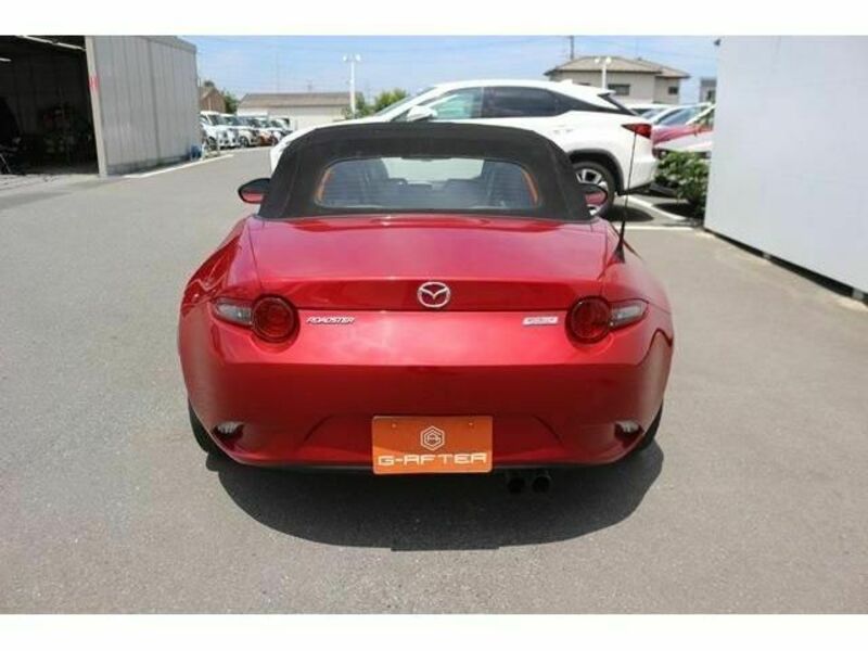 ROADSTER