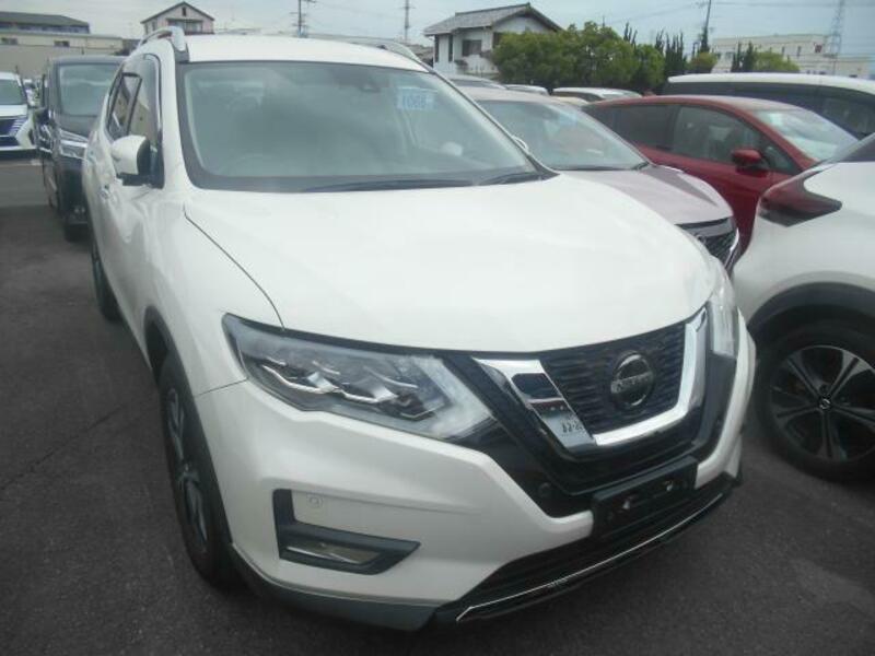 X-TRAIL-0