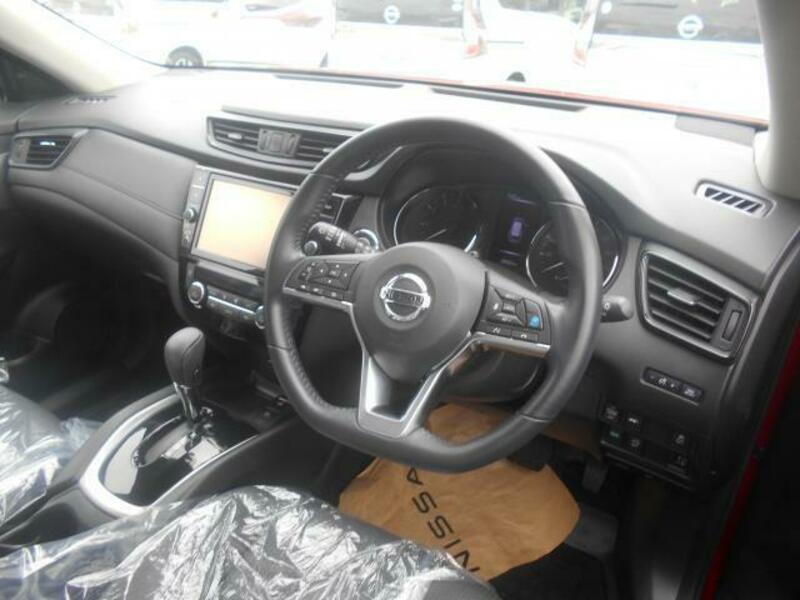 X-TRAIL