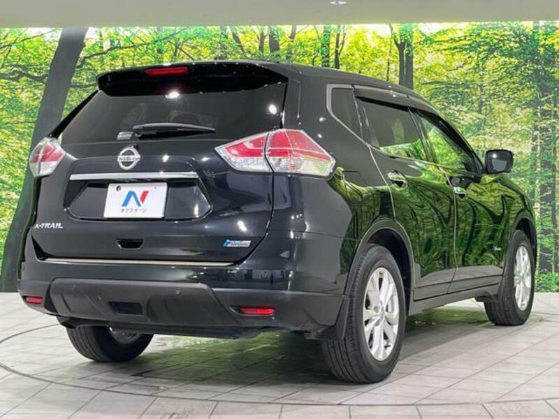 X-TRAIL