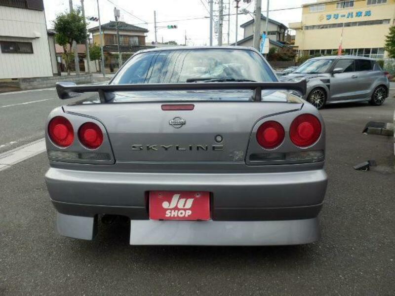 SKYLINE