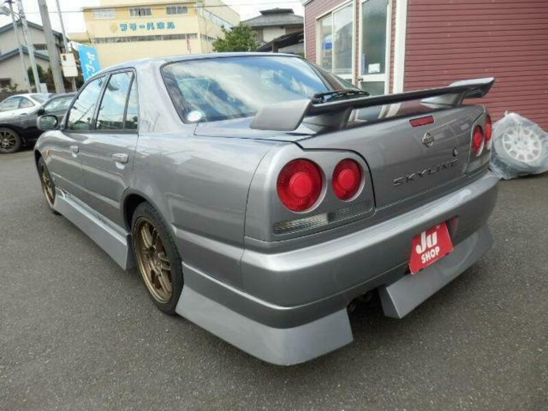 SKYLINE