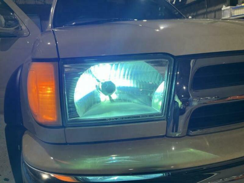 HILUX SURF
