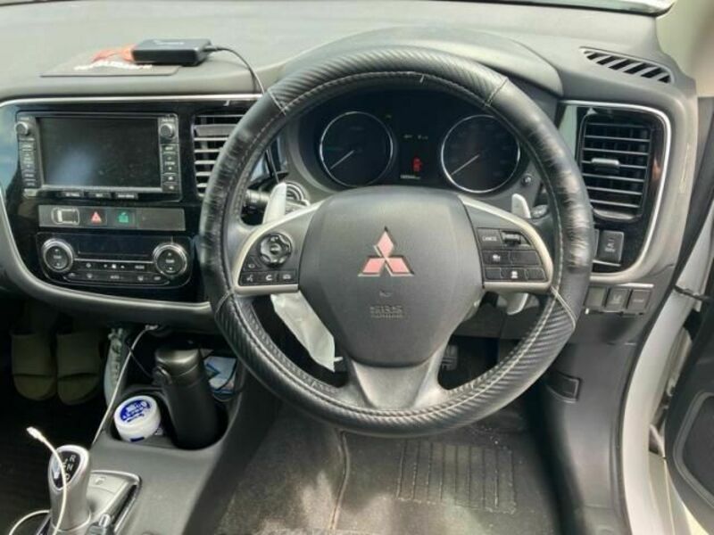 OUTLANDER PHEV