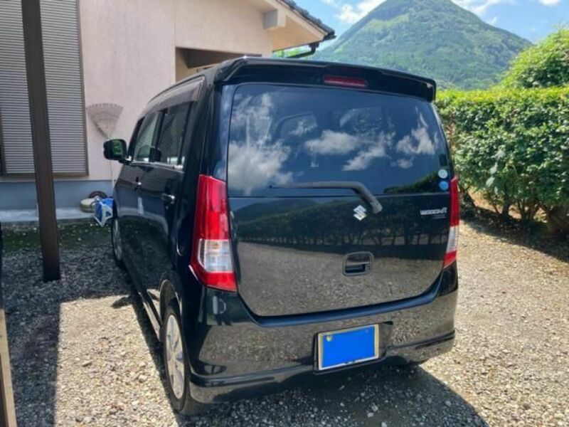 WAGON R