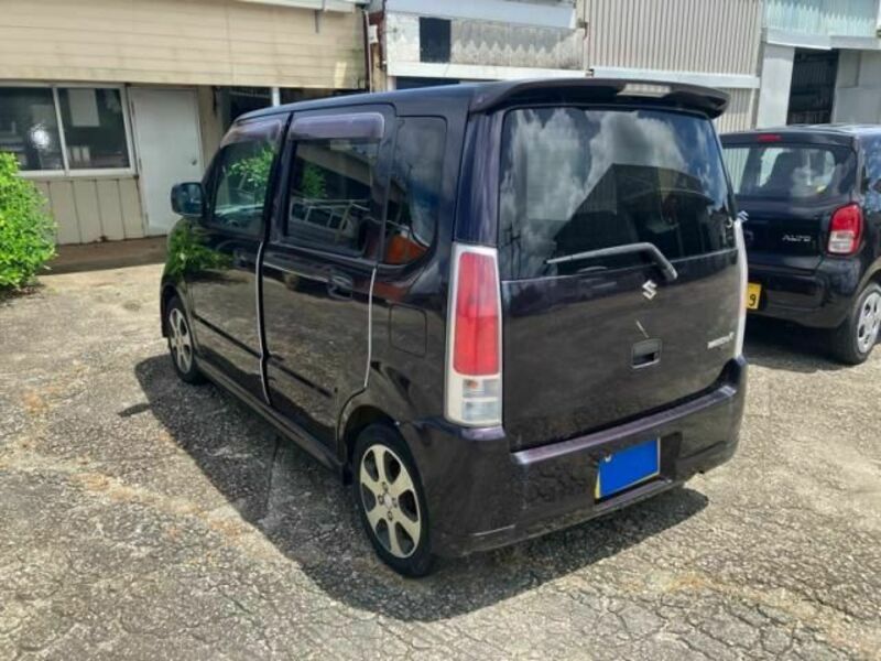 WAGON R