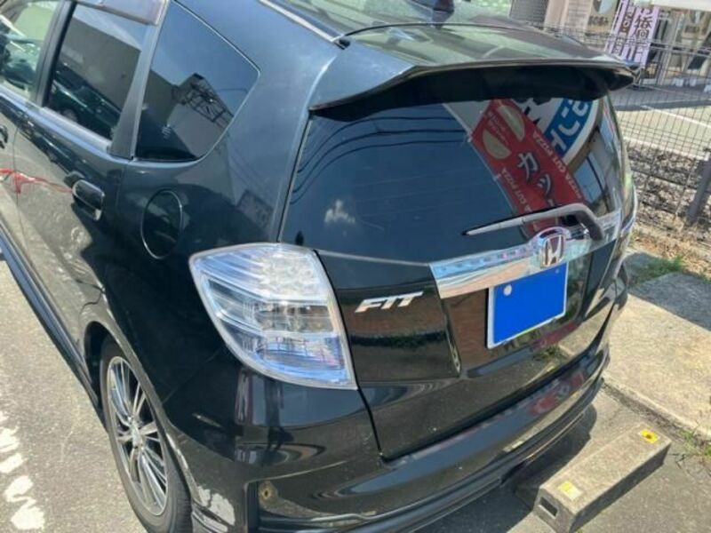 FIT HYBRID