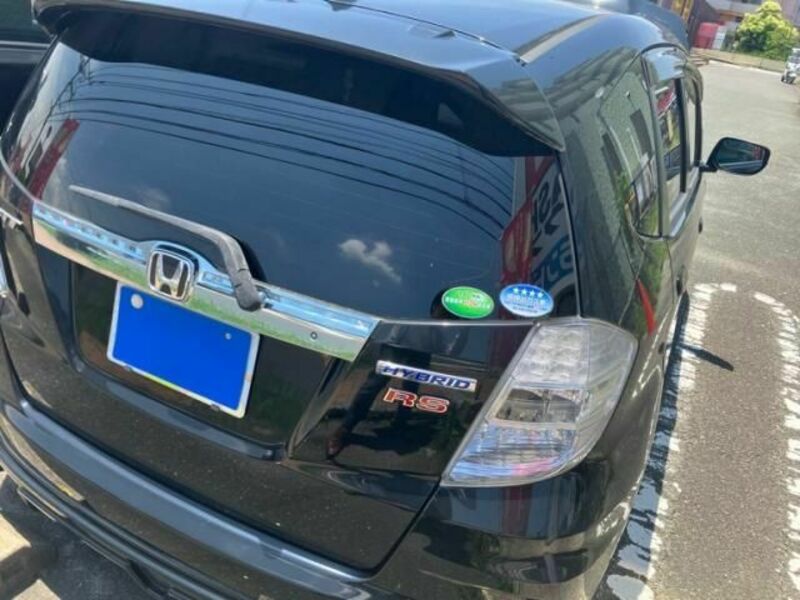 FIT HYBRID