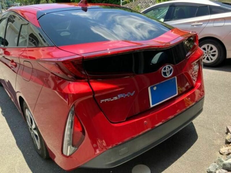PRIUS PHV