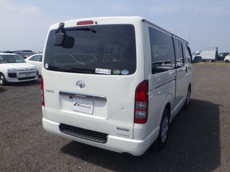 HIACE VAN