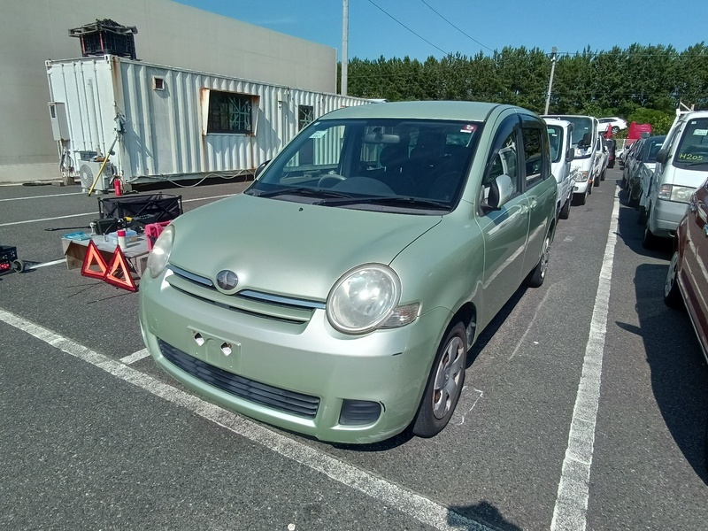 TOYOTA SIENTA