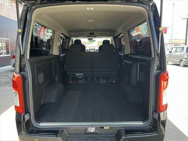 NV350 CARAVAN