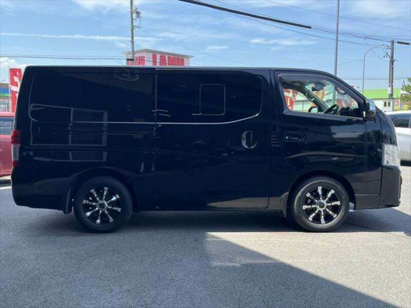 NV350 CARAVAN