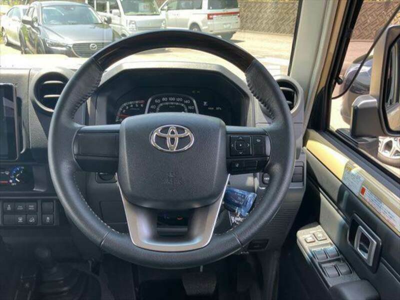 LAND CRUISER