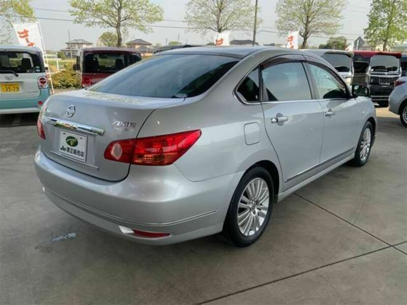 BLUEBIRD SYLPHY