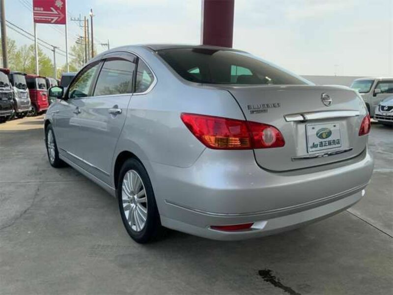 BLUEBIRD SYLPHY