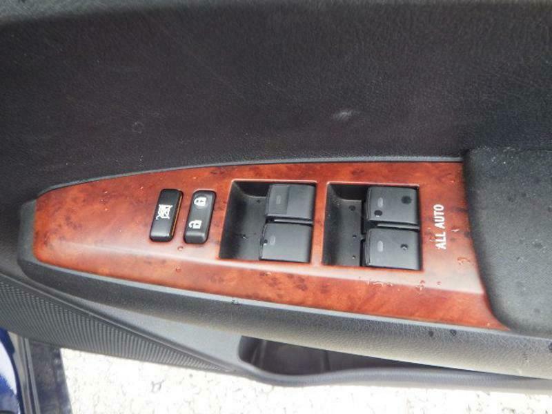 COROLLA AXIO