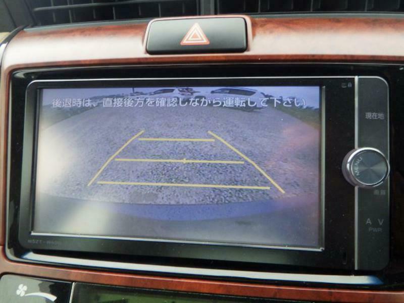 COROLLA AXIO