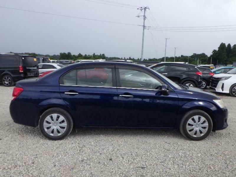COROLLA AXIO
