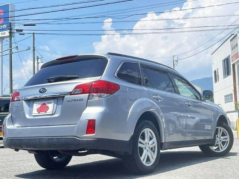 LEGACY OUTBACK