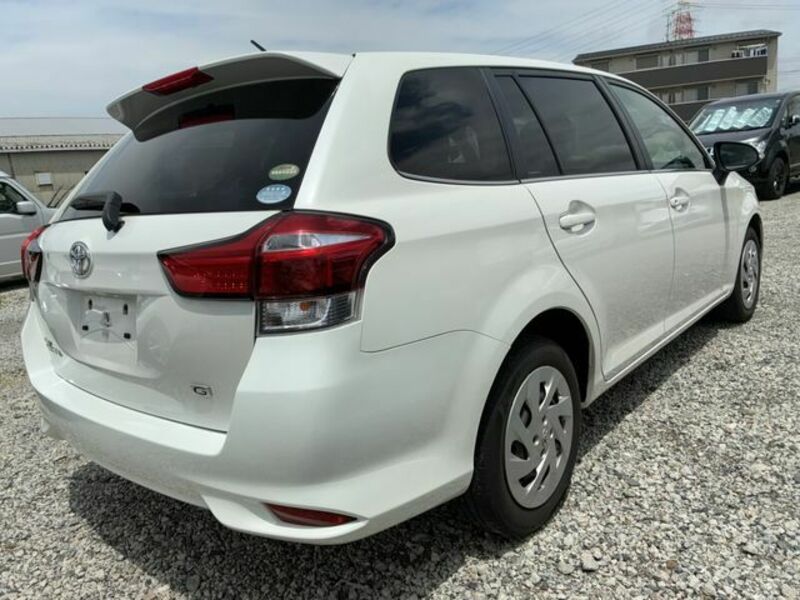 COROLLA FIELDER