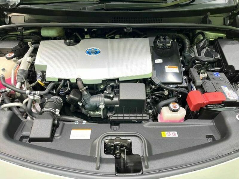 PRIUS PHV
