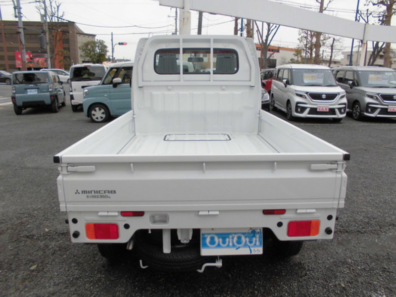 MINICAB TRUCK