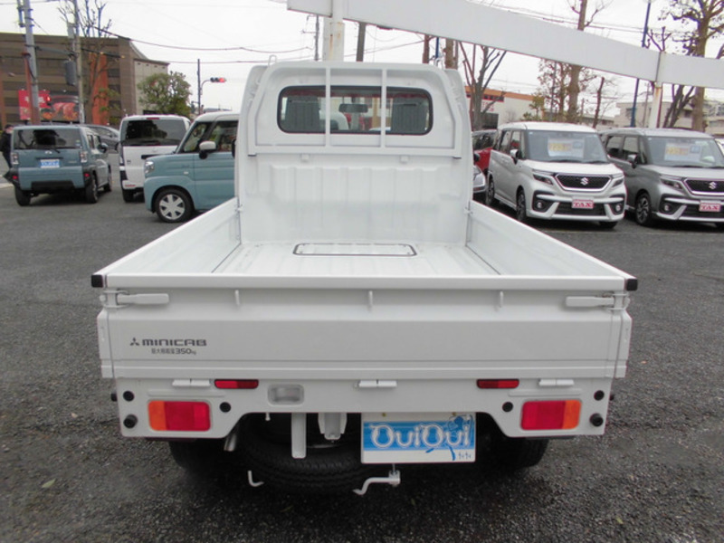MINICAB TRUCK