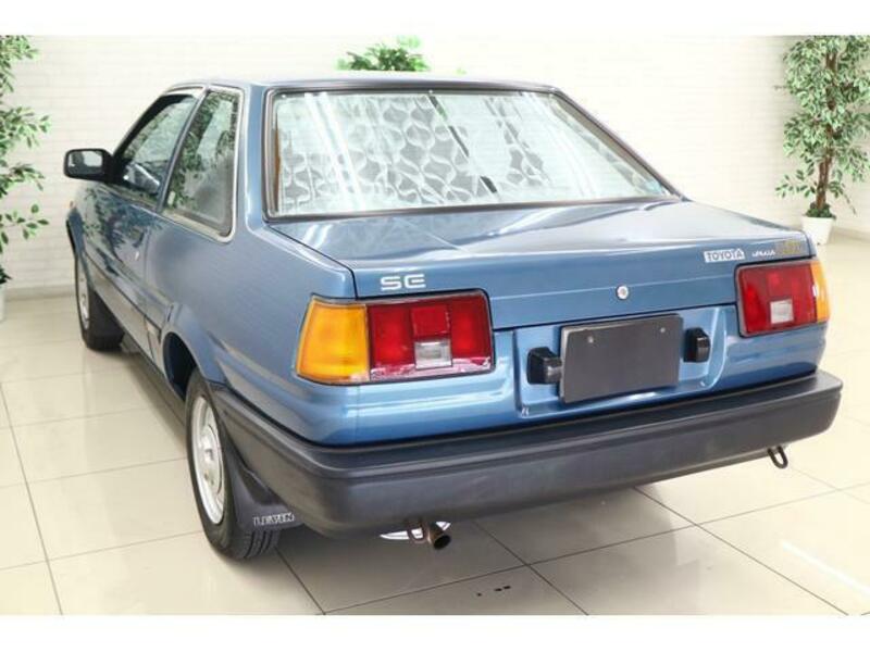 COROLLA LEVIN