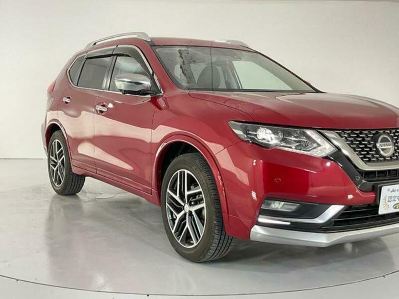 X-TRAIL