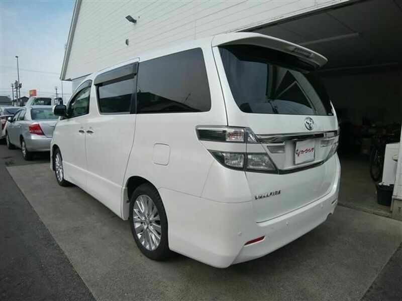 VELLFIRE