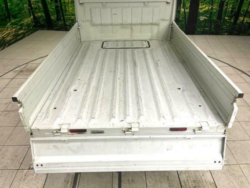 MINICAB TRUCK